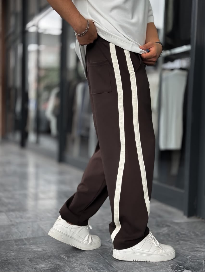 Pantalon Baggy – Noir à Bandes Blanches
